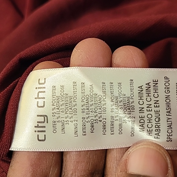 City Chic Zip Front Dress in Wine (Burgundy) - Picture 6 of 6